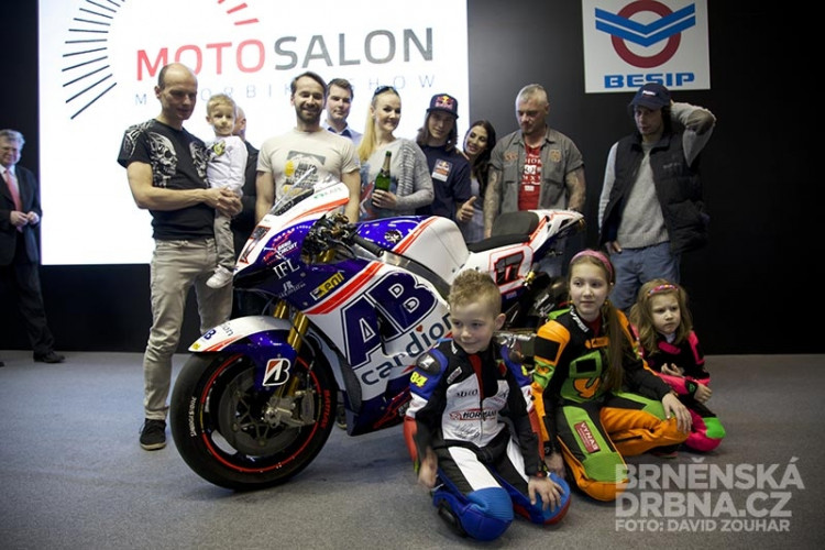 Odhalení nového motocyklu Karla Abrahama pro MotoGP, foto: Brněnská Drbna, David Zouhar