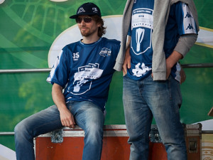 Tisíce fanoušků přivítaly trofej pro druhý tým extraligy, foto: Brněnská Drbna, Miroslav Toman