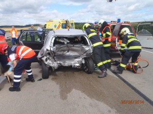 Hasiči zasahovali na D1 u vážné nehody, foto: HZS JMK