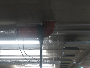 Přívalový déšť v Brně: stály tramvaje, škody hlásí knihovna, foto: HZS JMK