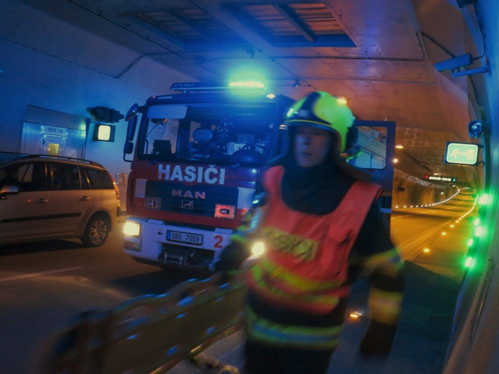 Cvičení v Královopolském tunelu, foto: HZS JMK