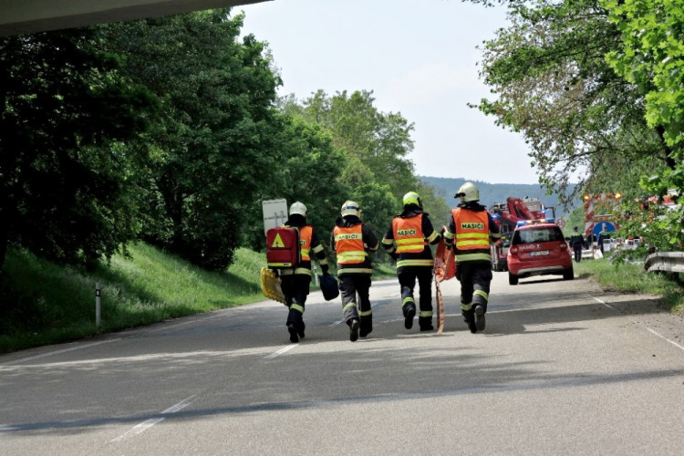 Cvičení Dálnice 2016 prověřilo připravenost složek IZS na jižní Moravě