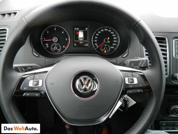 Volkswagen Sharan testovaný v brněnském Das Welt Auto