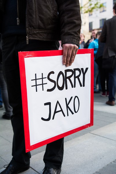 Proč? Proto! Pokojná demonstrace se ze Svoboďáku přesunula na Moravák. Za kulturou. Autor: Tomáš Hrivňák