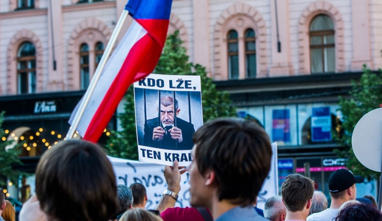 V Brně se opět po týdnu setkali lidé na protest proti Babišovi se Zemanem, autor: Tomáš Hrivňák