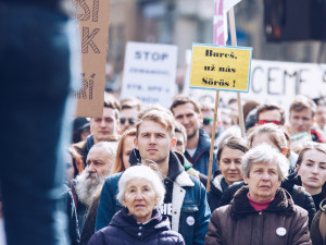 Studentská stávka #VyjdiVen v Brně optikou Vojtěcha Káby