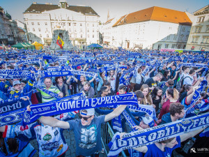 Modorobílý Zelňák optikou Martina Pištěka