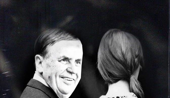 Internetové vtípky na prezidentovo veřejné pálení trenýrek