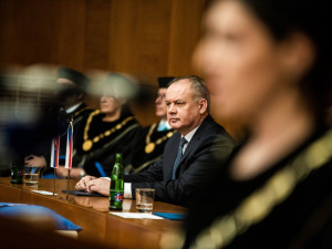 Předání velké zlaté medaile Masarykovy univerzity slovenskému prezidentovi Andreji Kiskovi, autor: Tomáš Hrivňák