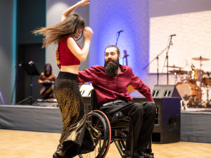 Ples pro Fénix 2019, autorka: Veronika Kovářová