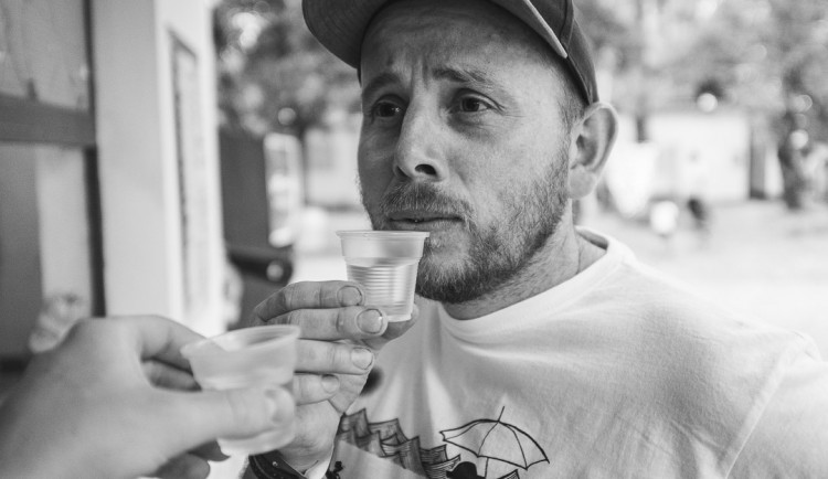 Dva dny života pod topolovým hájkem