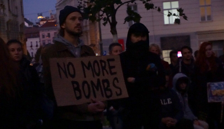 V Brně se demonstrovalo proti podpoře turecké ofenzívy v severní Sýrii