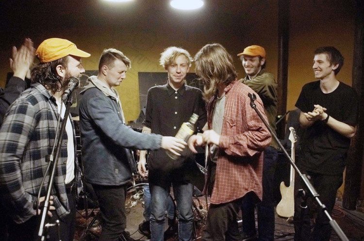 "Vyhořelá" kapela Acute Dose křtila desku v klubu Mýdlo