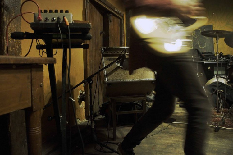 "Vyhořelá" kapela Acute Dose křtila desku v klubu Mýdlo