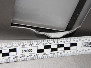 FOTO: Policisté pátrají po muži, který se v prosinci snažil v Brně vykrást bankomat