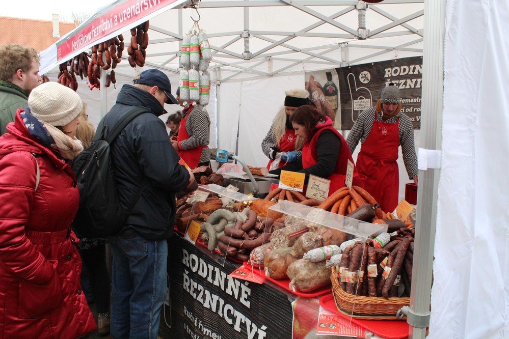Slavnosti moravského uzeného na hradě Veveří navštívilo o víkendu 5 tisíc lidí