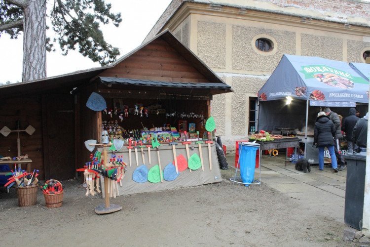 Slavnosti moravského uzeného na hradě Veveří navštívilo o víkendu 5 tisíc lidí