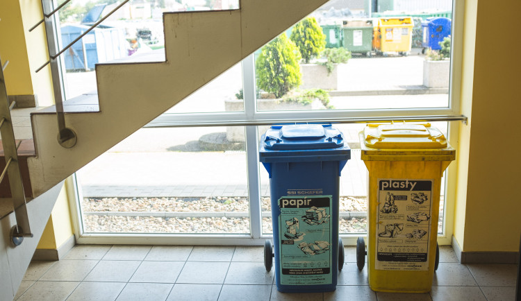 Tam, kde končí odpadky. Reportáž z vyškovské třídírny Respono, autor: Tomáš Valnoha