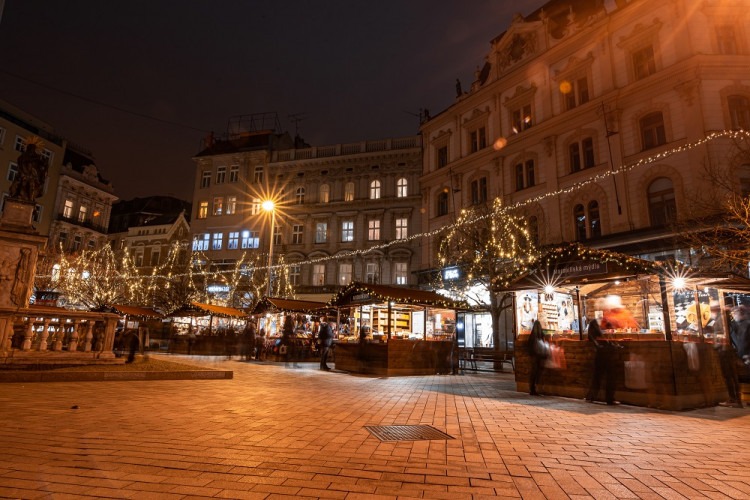 Z trhů zmizel ruch, zůstal jen klid a vánoční atmosféra, autor: Lucie Mojžíšová