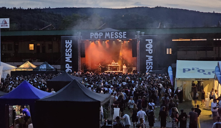 FOTOGALERIE: Na brněnském velodromu probíhá Pop Messe. Podívejte se na fotky