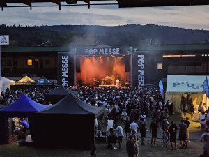 FOTOGALERIE: Na brněnském velodromu probíhá Pop Messe. Podívejte se na fotky
