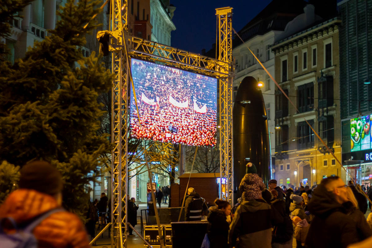 FOTOGALERIE: V centru Brna si lidé připomínají pětatřicet let od revoluce