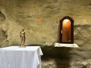 FOTOGALERIE: Budoucí tunel na Vinohradech má patronku. Svatá Barbora ochrání dělníky na stavbě