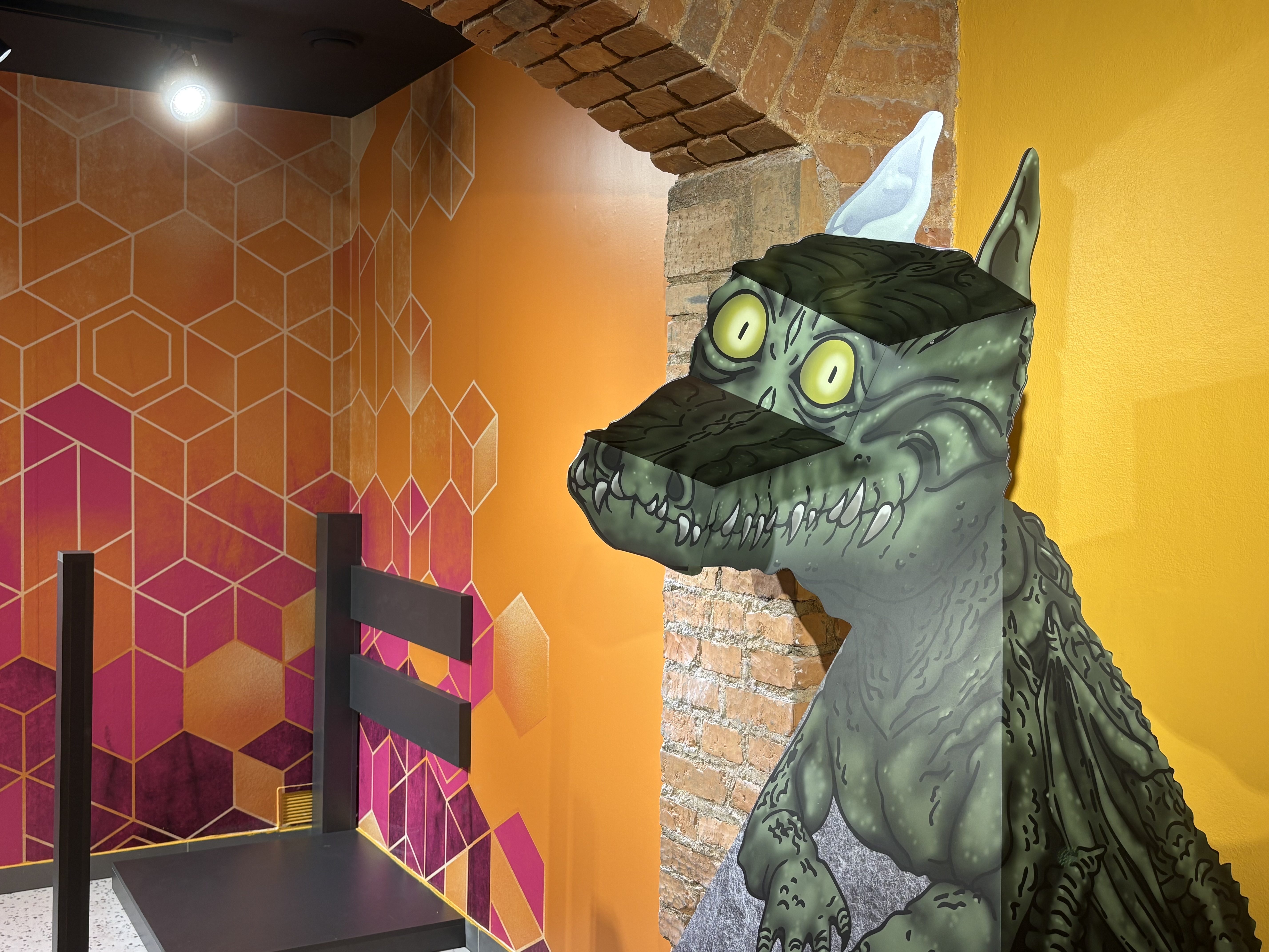 FOTOGALERIE: Svět naruby v centru Brna. Nové muzeum iluzí láká na optické triky a zrcadla