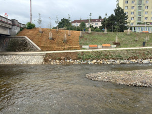FOTOGALERIE: Stihlo se. Protipovodňová opatření na Poříčí jsou konečně hotová