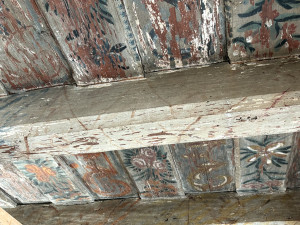 FOTOGALERIE: V domě na Mečové se našly historické malby. Vraťme umění lidem, vyzývá historik