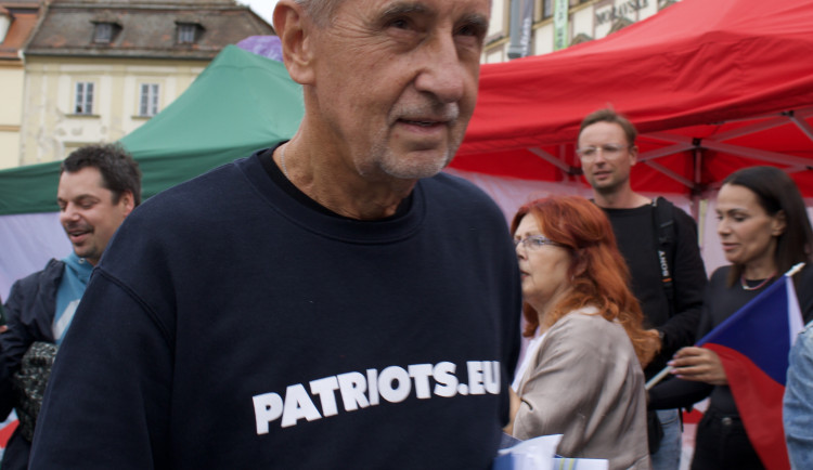 FOTO: Volby na obzoru. Do Brna ve stejný den zavítali Petr Fiala i Andrej Babiš
