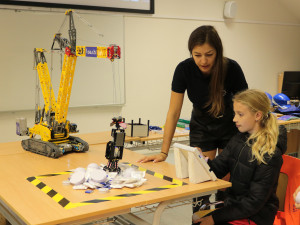 FOTO: Noc vědců v Brně navštívily stovky lidí, nejčastěji rodiny s dětmi