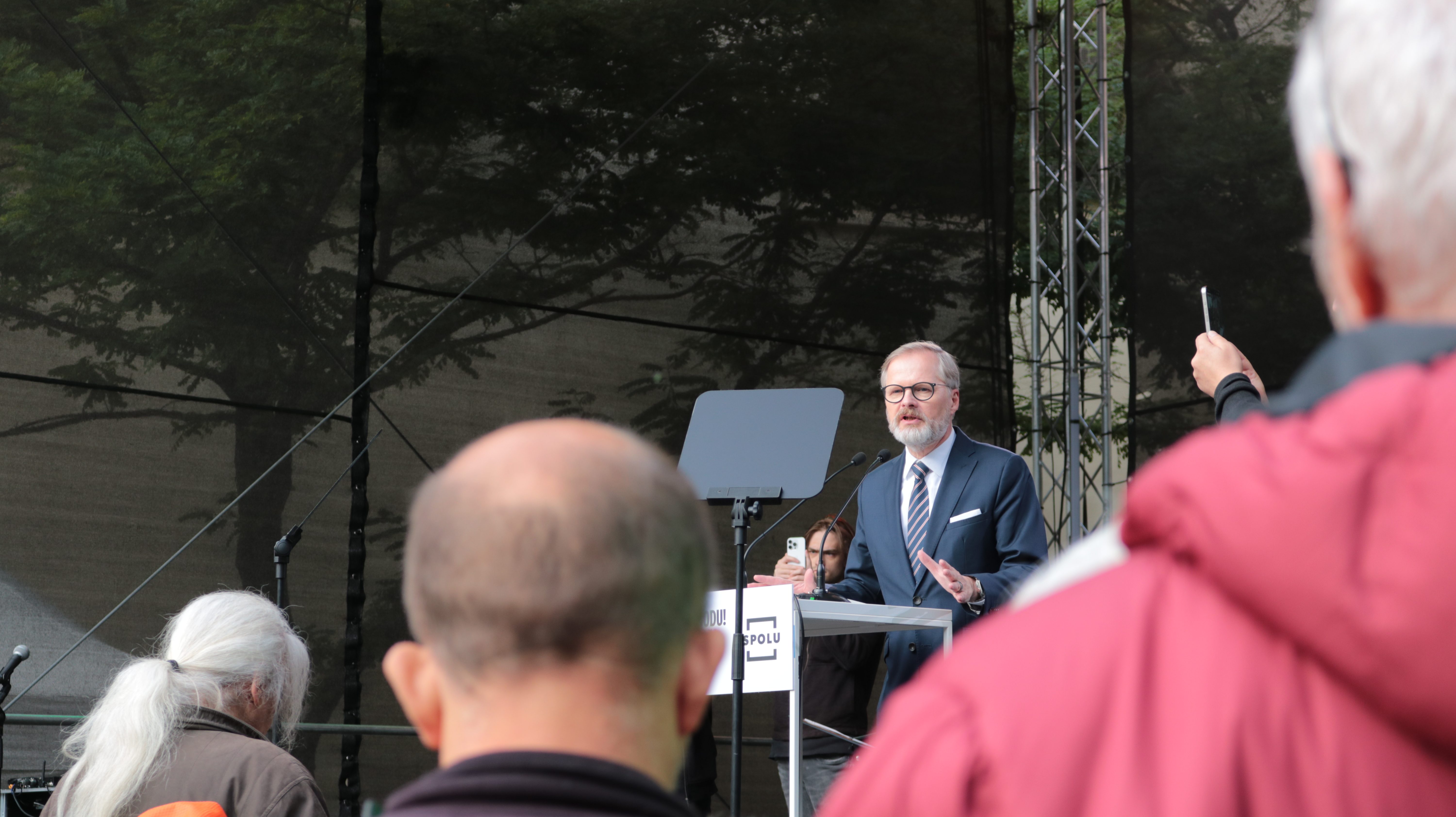 FOTO: Petr Fiala přijel tři dny před volbami do Brna na největší happening koalice