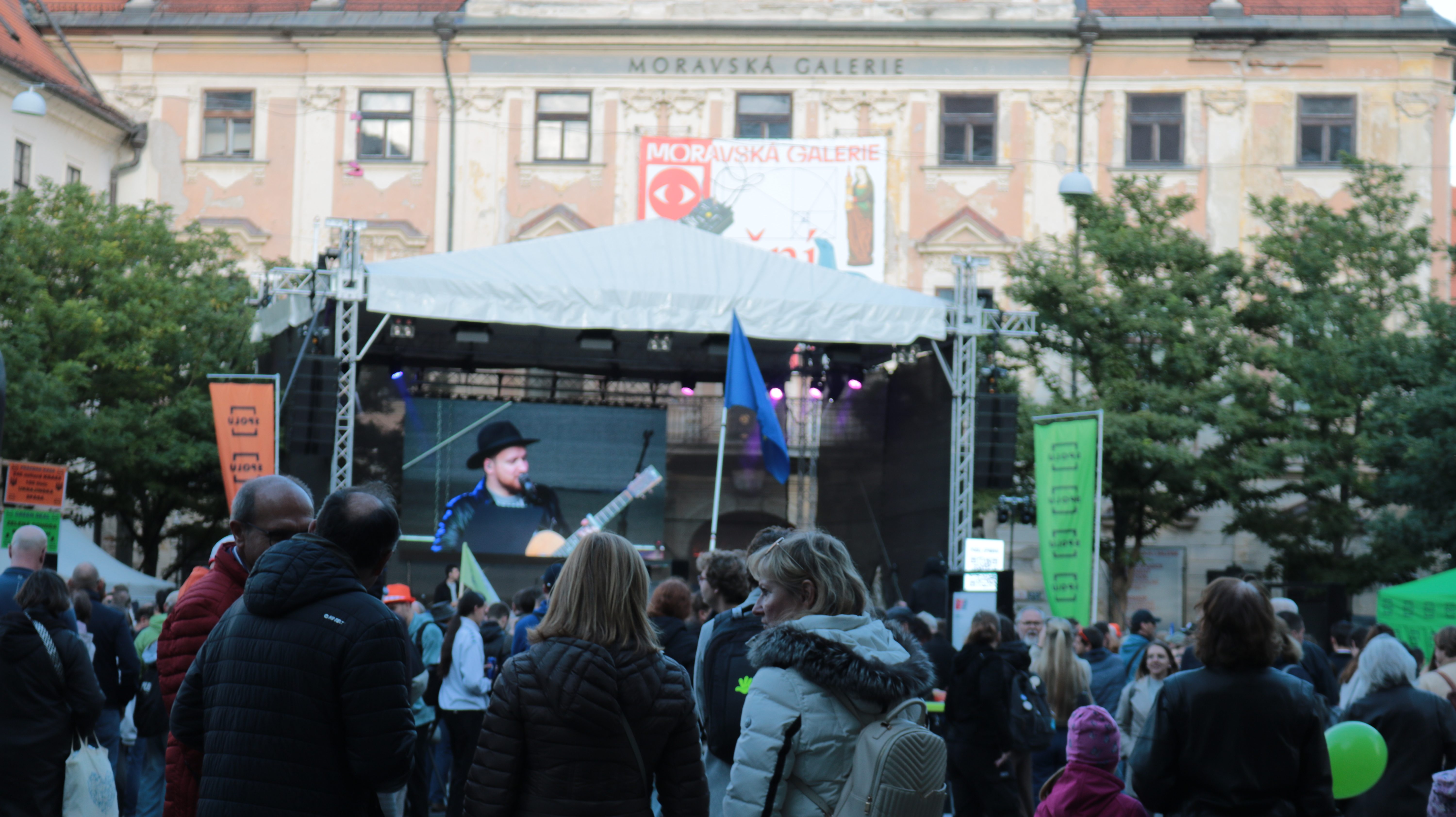 FOTO: Petr Fiala přijel tři dny před volbami do Brna na největší happening koalice