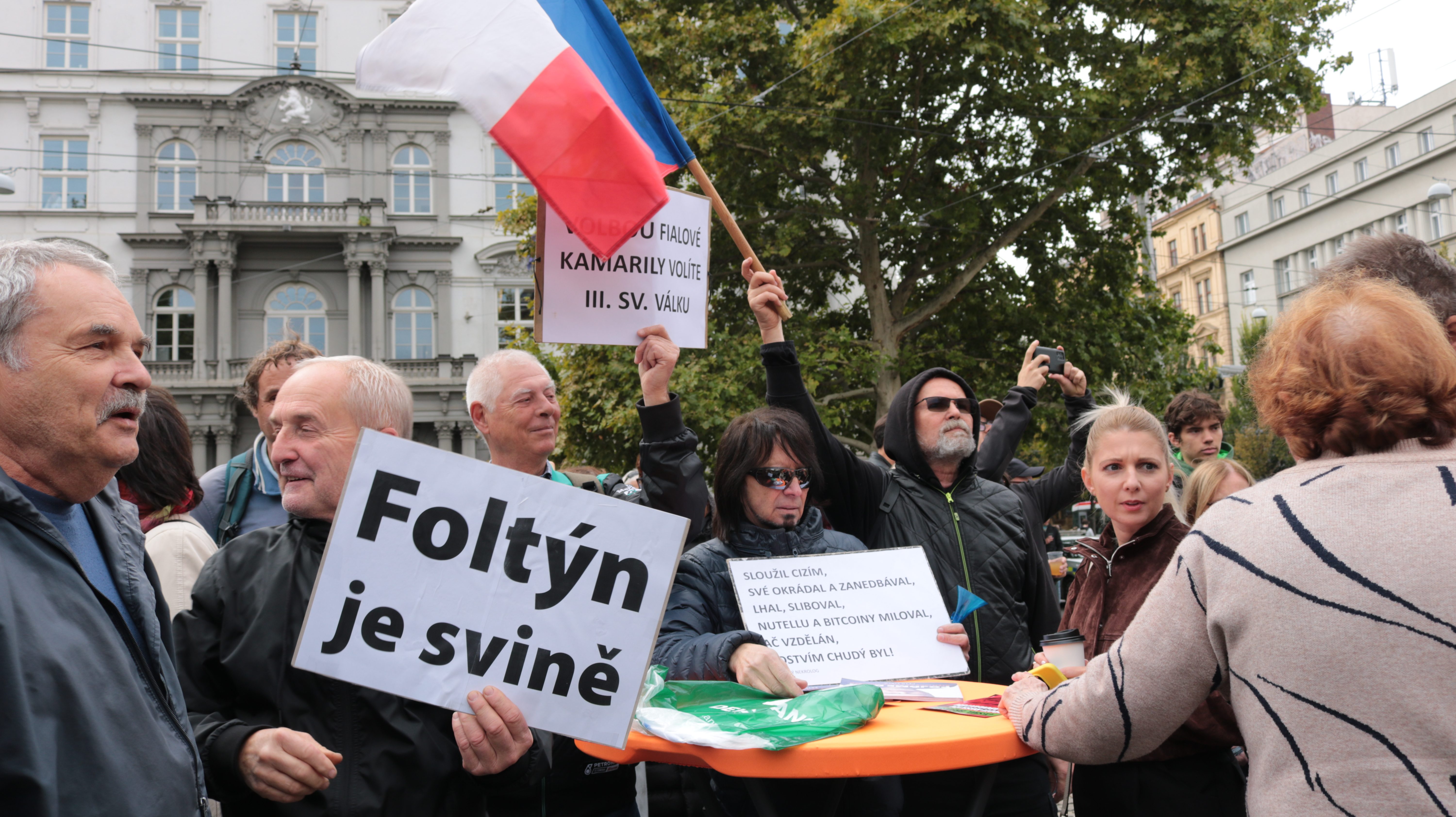 FOTO: Petr Fiala přijel tři dny před volbami do Brna na největší happening koalice