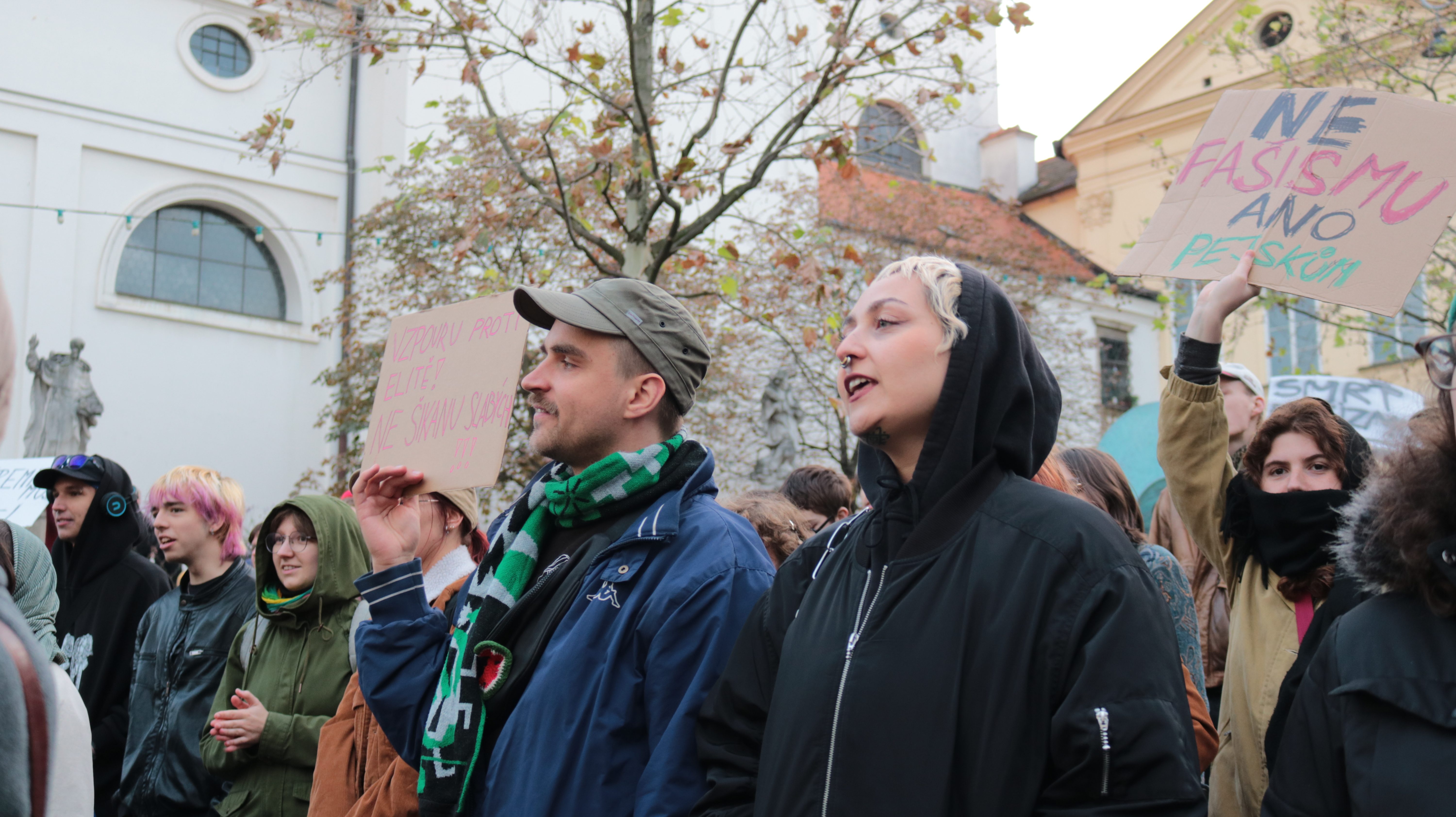 FOTOGALERIE: „Brno proti fašismu!“ skandovaly stovky demonstrantů