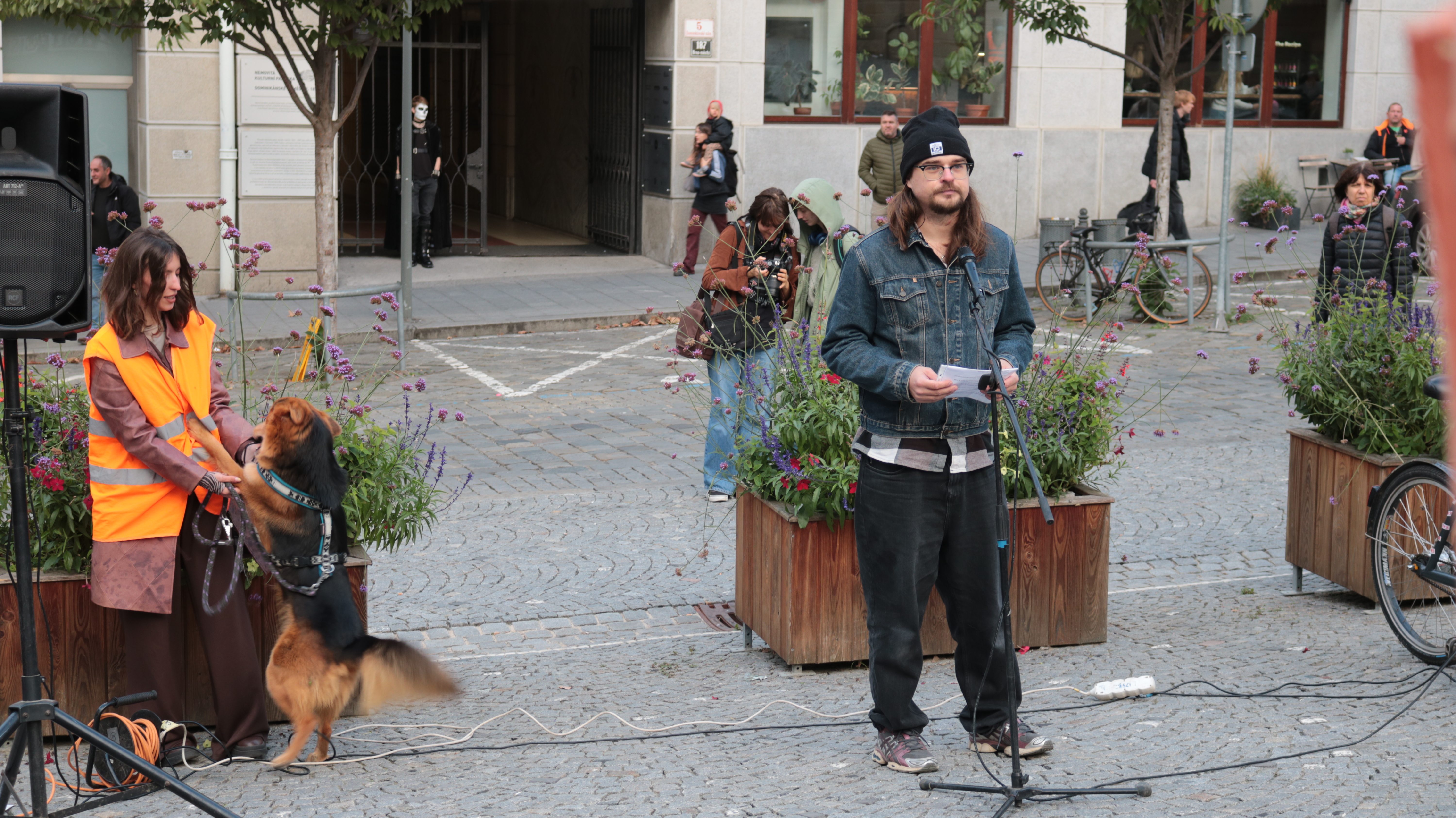 FOTOGALERIE: „Brno proti fašismu!“ skandovaly stovky demonstrantů