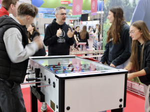 FOTOGALERIE: Veletrh Gaudeamus přilákal stovky středoškolaků