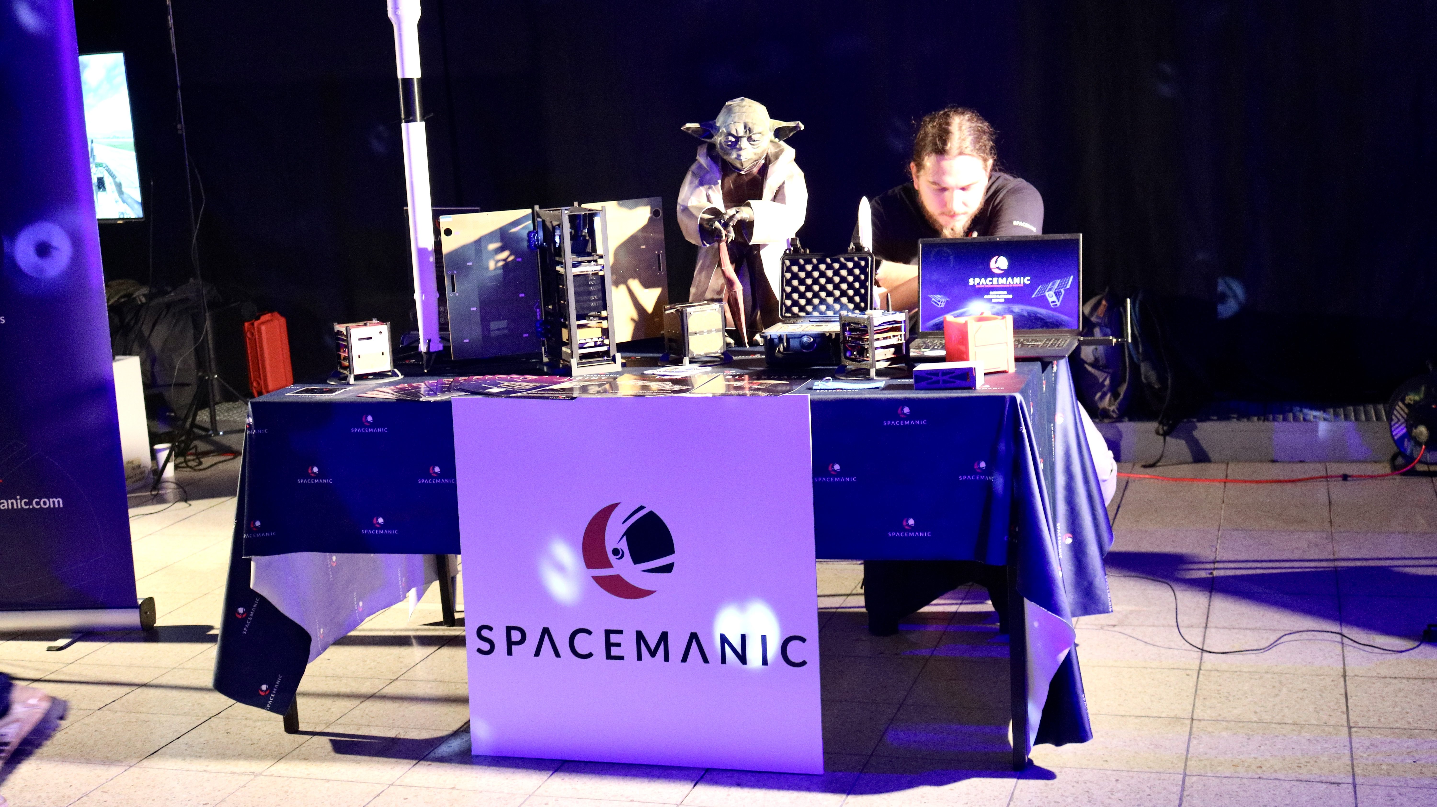 FOTOGALERIE: Prohlédněte si vesmír na výstavišti, láká Czech Space Pavilon