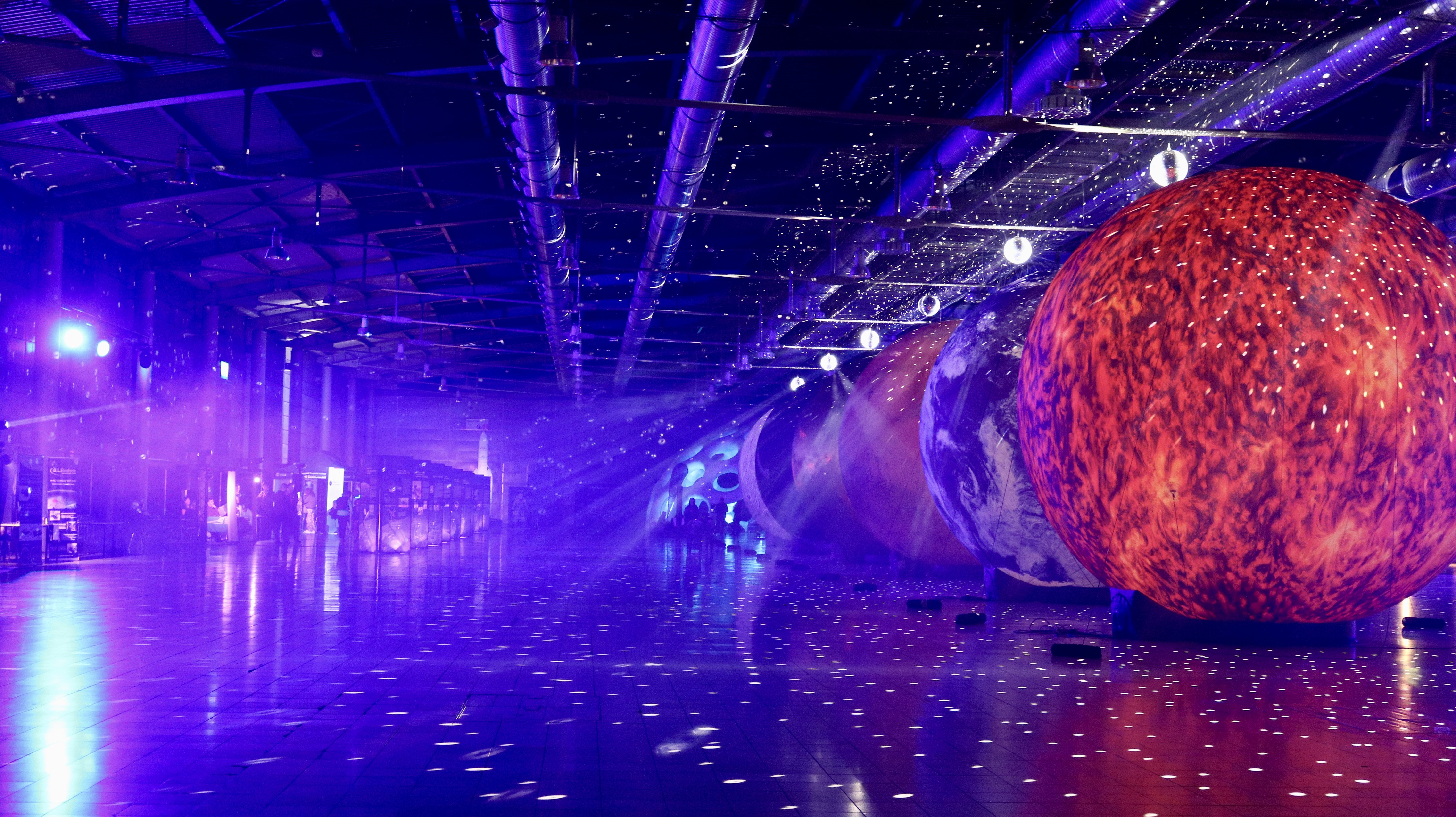 FOTOGALERIE: Prohlédněte si vesmír na výstavišti, láká Czech Space Pavilon