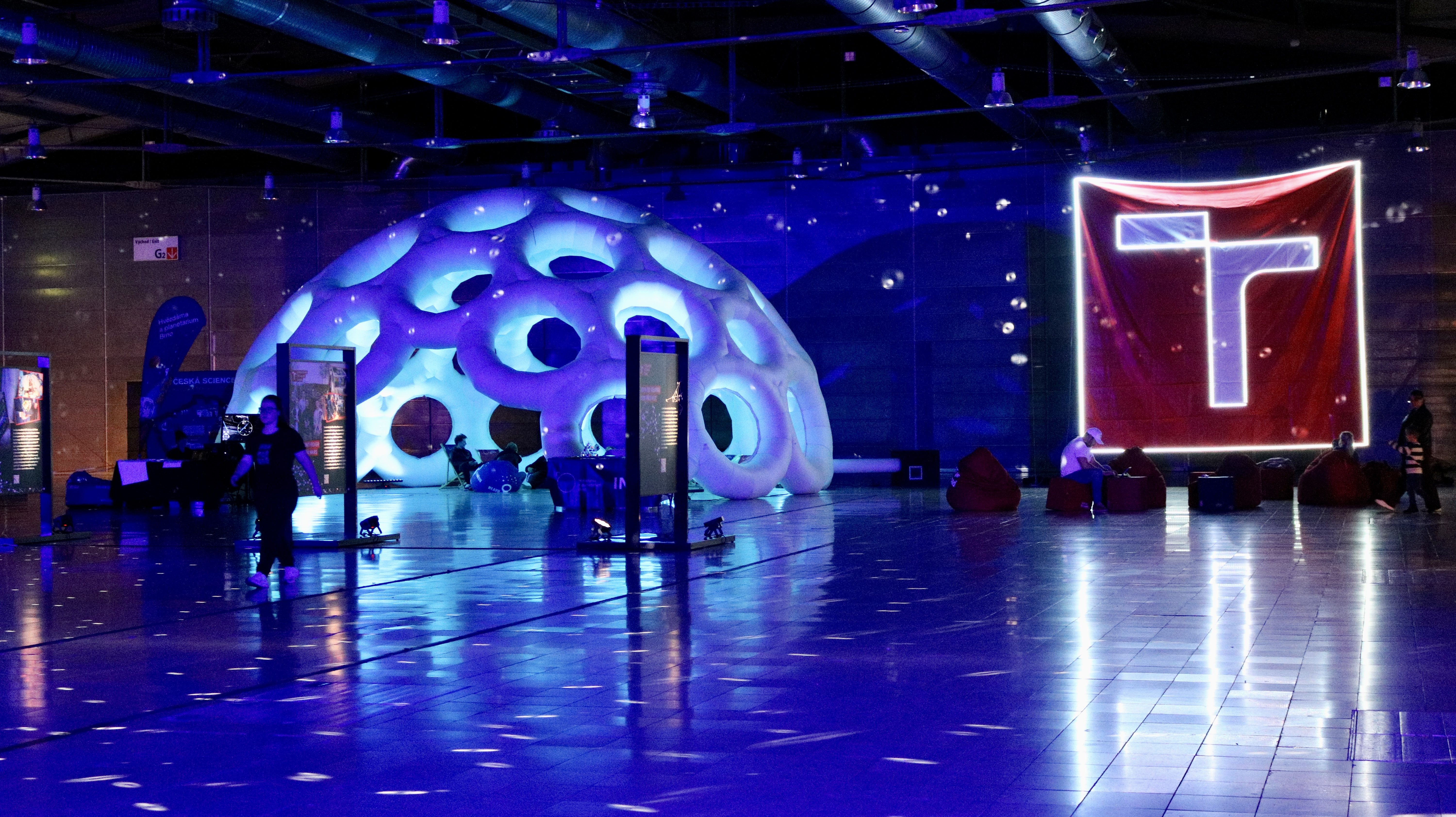 FOTOGALERIE: Prohlédněte si vesmír na výstavišti, láká Czech Space Pavilon