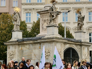 FOTO: Brno proti Macinkovi, na protest přišly stovky lidí