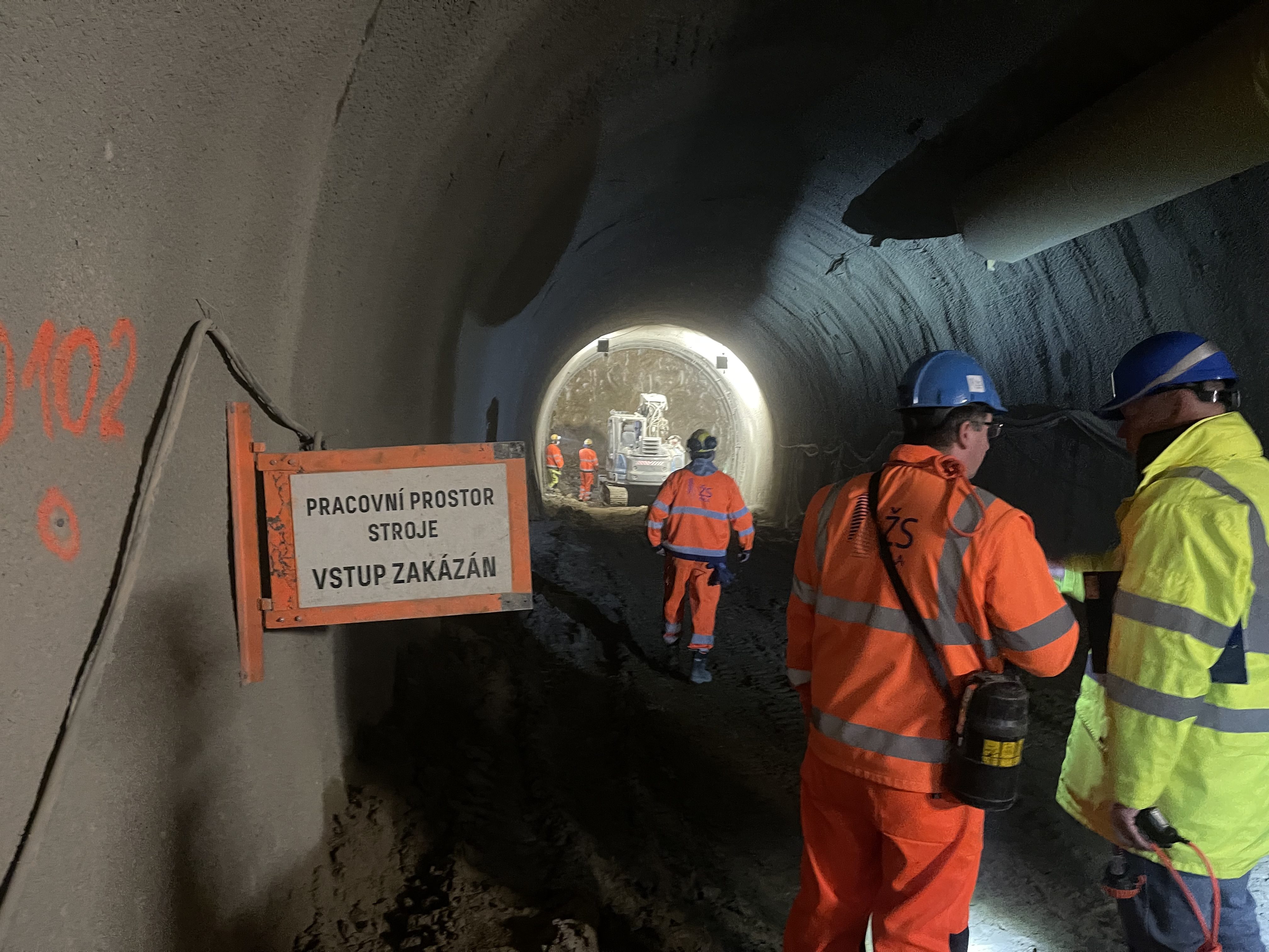 Hranice 100 metrů překonána. Pokračuje ražba průzkumné štoly tunelu Vinohrady
