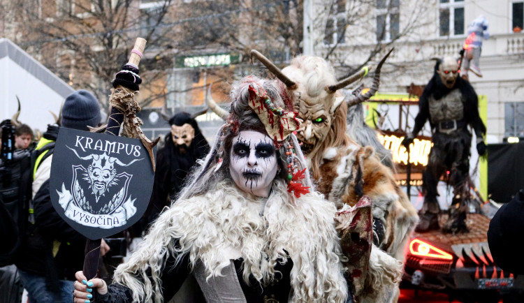 FOTOGALERIE: Malá Krampus show prošla Brnem,