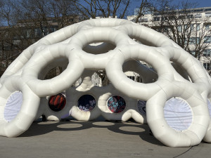 FOTOGALERIE: Moravák obsadila obří nafukovací monstra