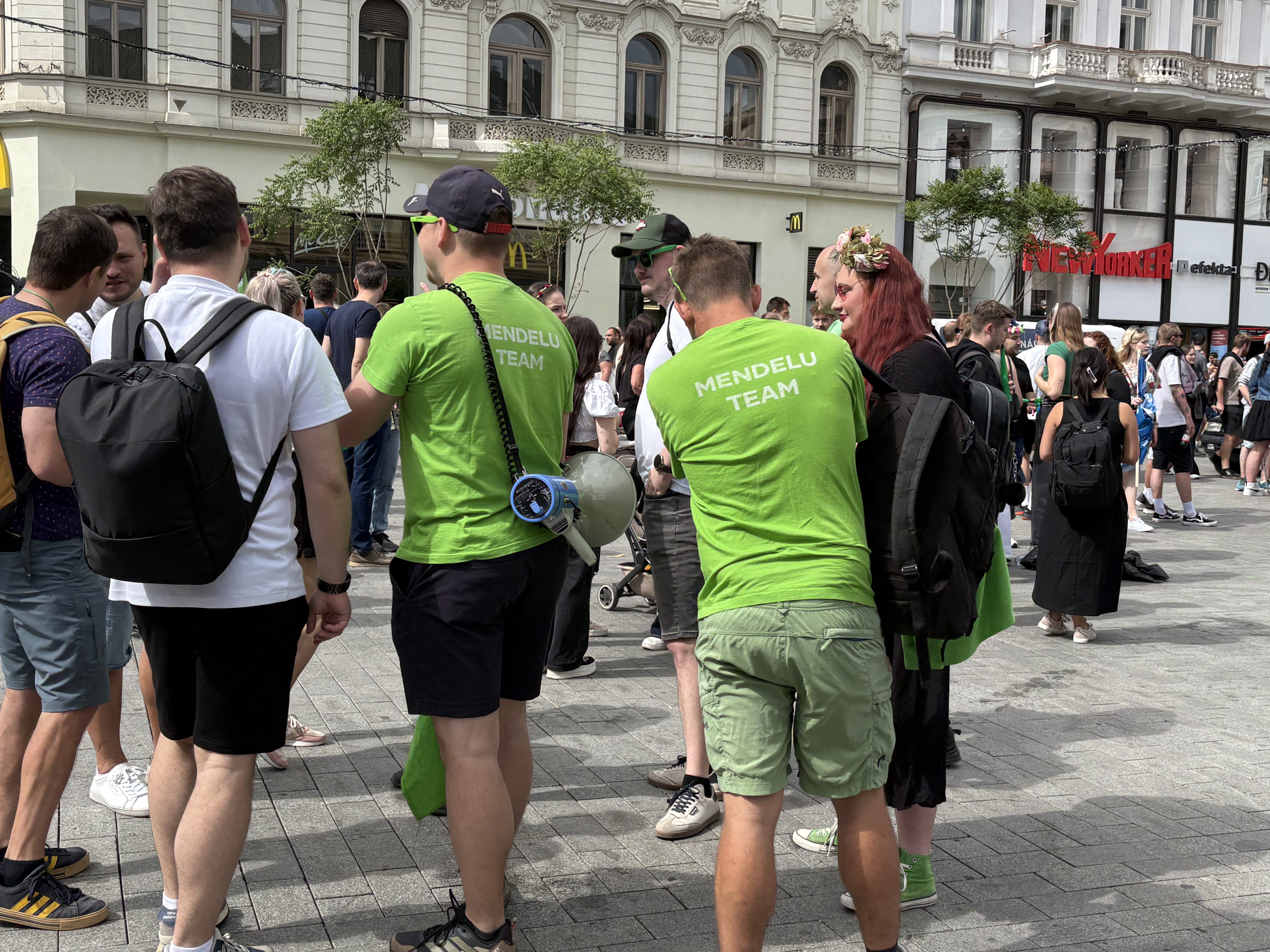 FOTO: V Brně propukly majálesové oslavy. Podívejte se na pestrý průvod
