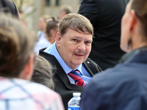 FOTO: Sudetští Němci zasedli s Čechy u společných stolů, přišli i odpůrci