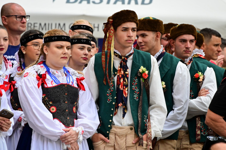 FOTO: Kultura, emoce a protesty. Tak vypadal sjezd sudetských Němců v Brně