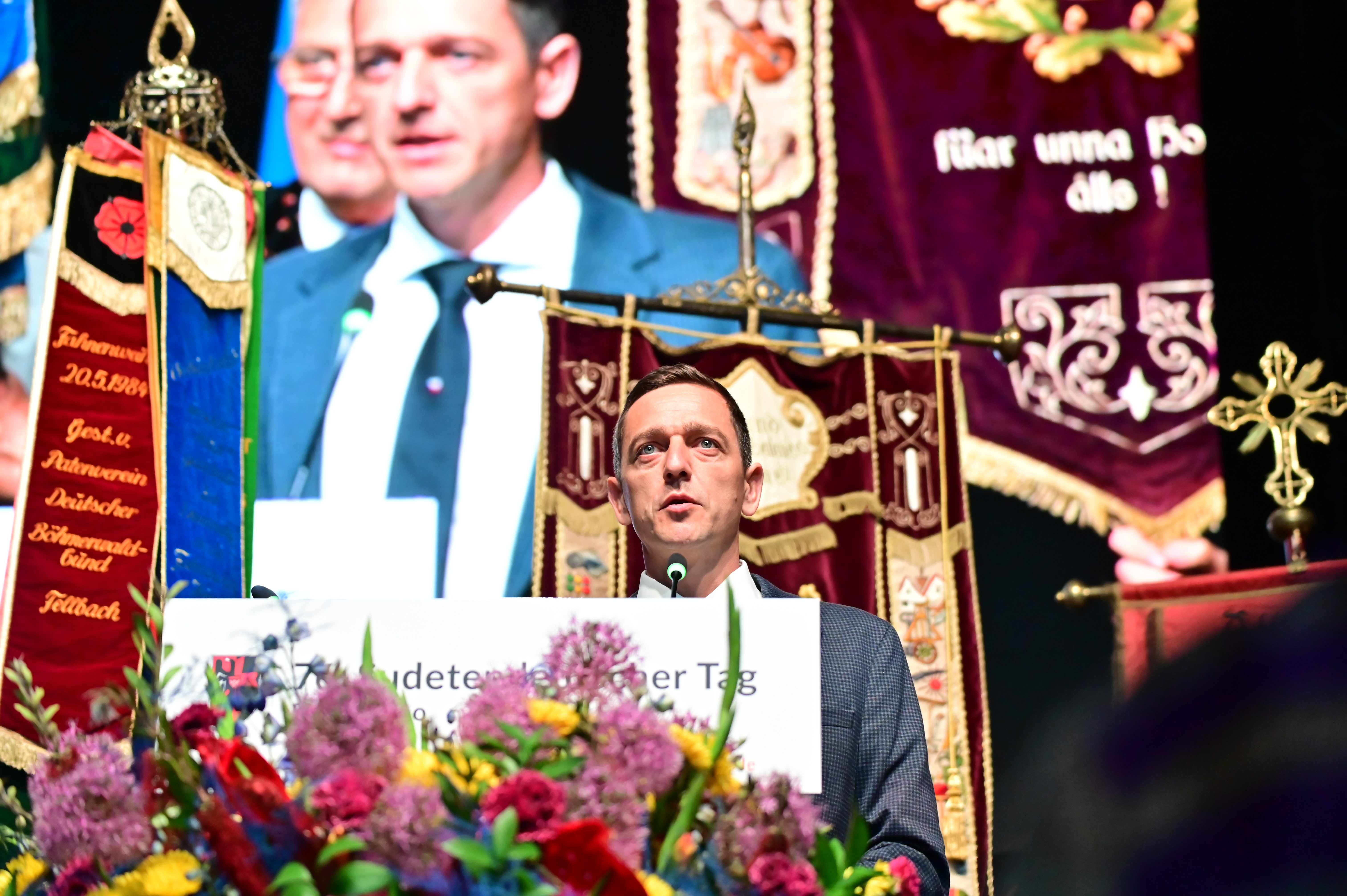 FOTO: Kultura, emoce a protesty. Tak vypadal sjezd sudetských Němců v Brně
