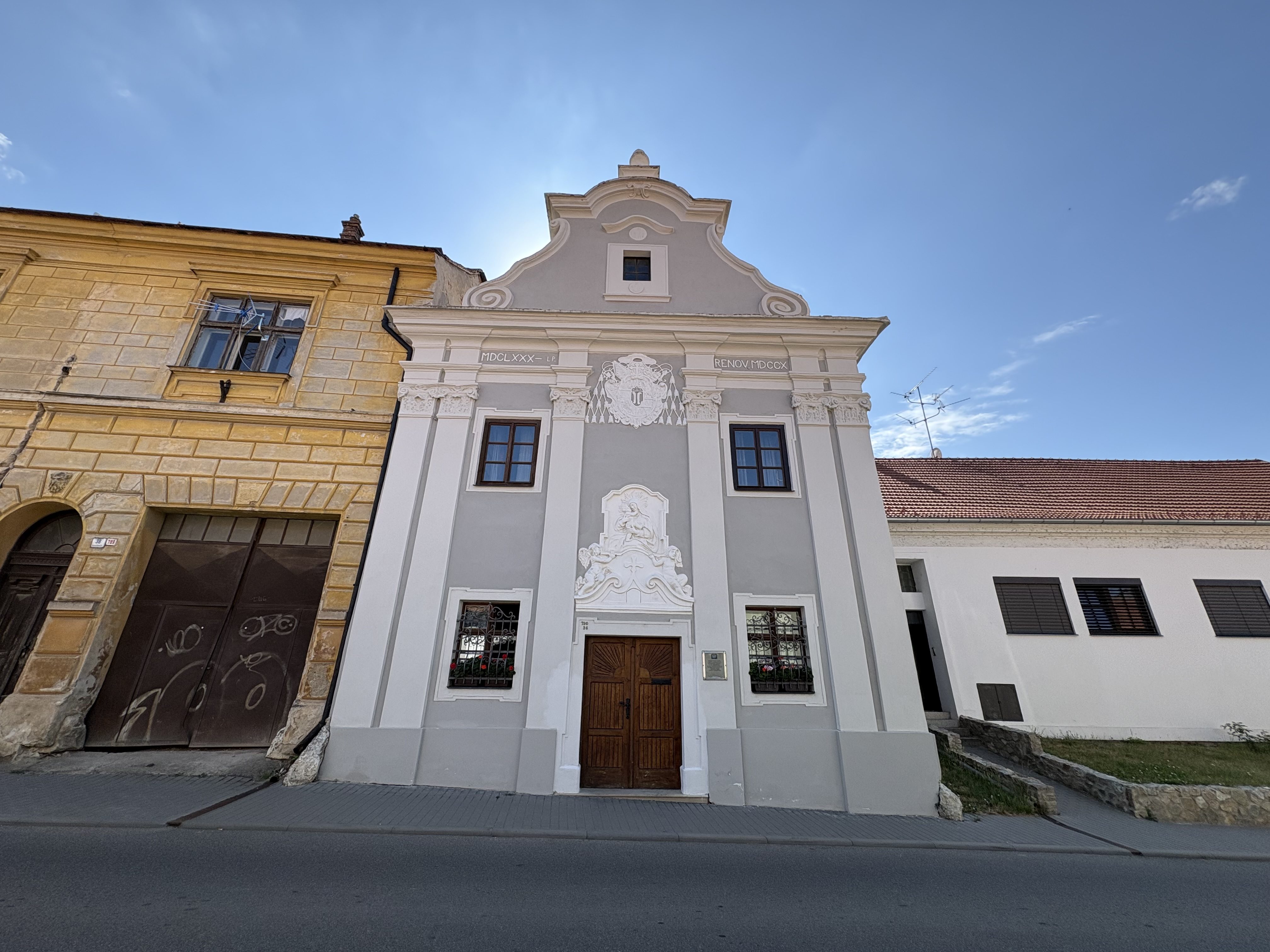 FOTO: Historie, kavárny i výhledy. Mikulov v létě umí okouzlit